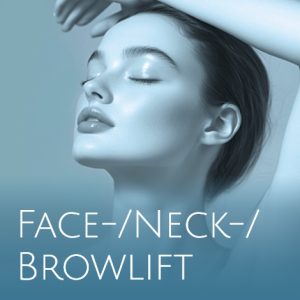 Das entspannte Gesicht einer Frau mit geschlossenen Augen mit der Aufschrift "Face- / Neck- / Browlift"